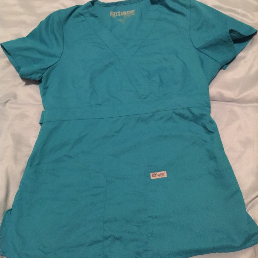Greys anatomy size Xs tealt color